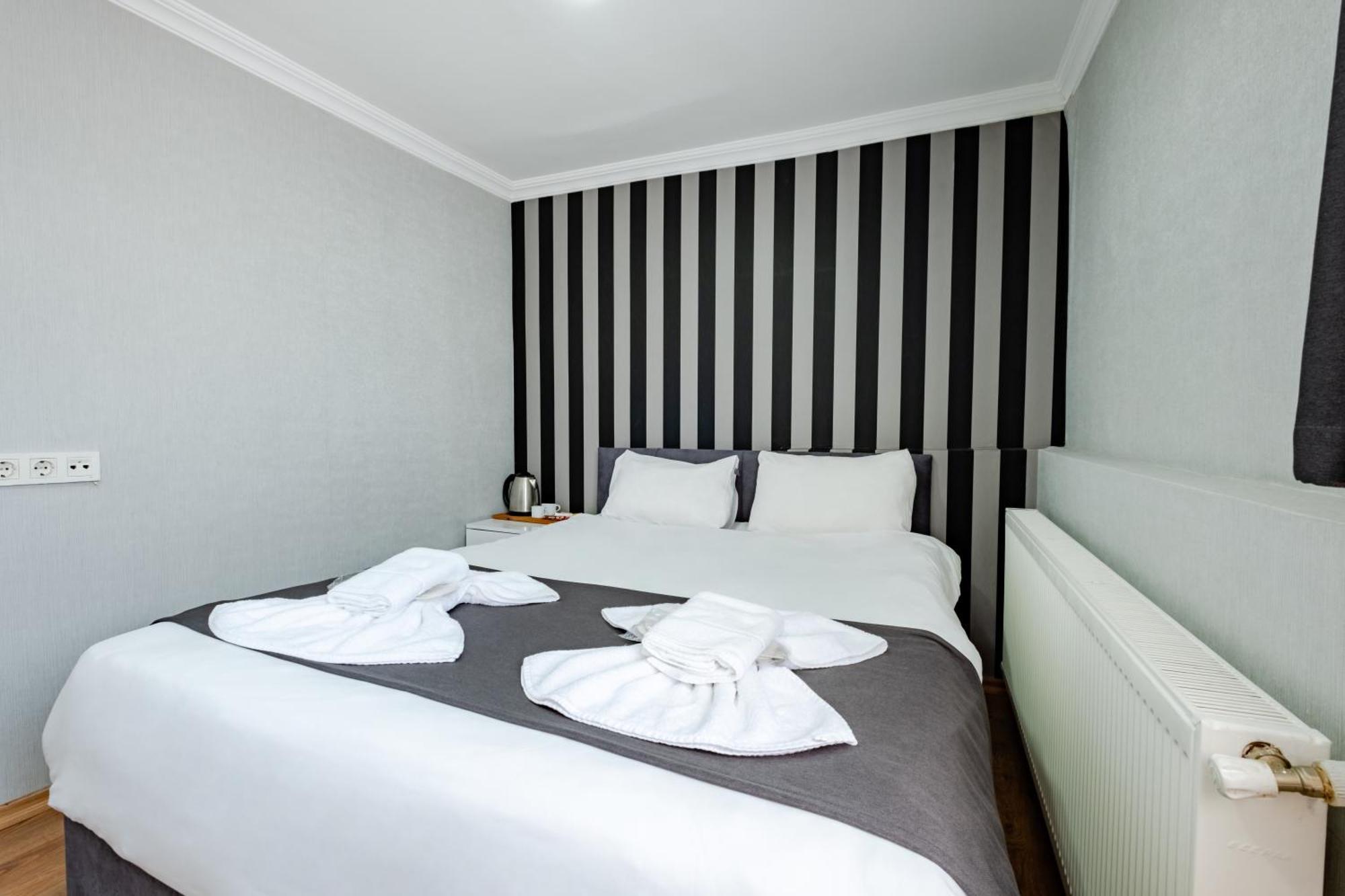 Jammy Hotel