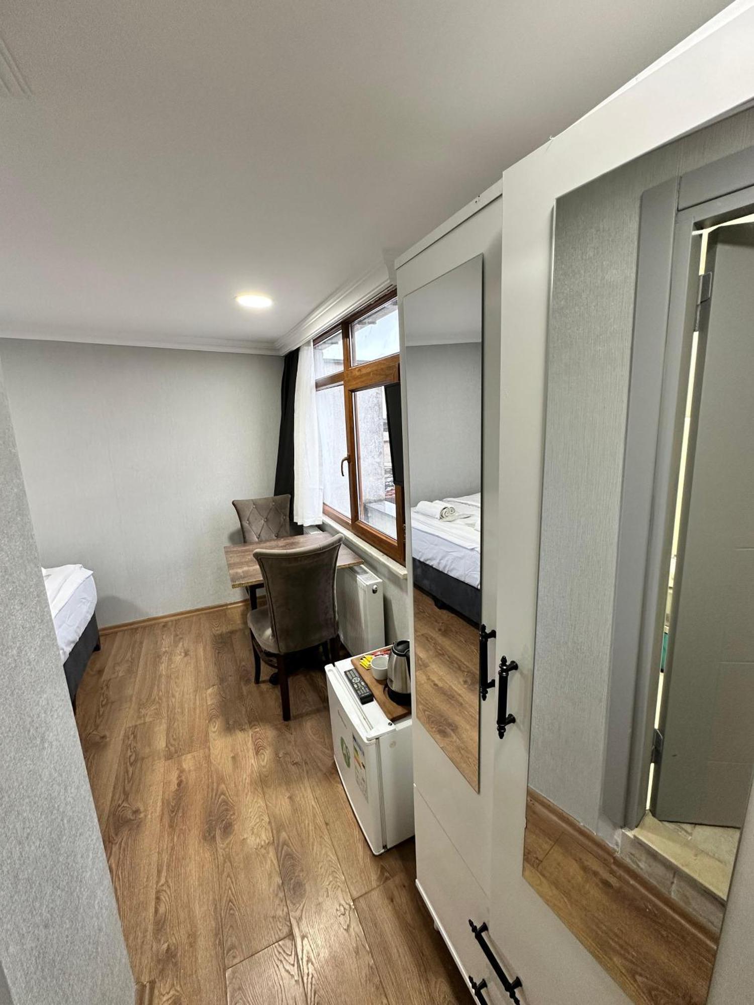 Otel Jammy